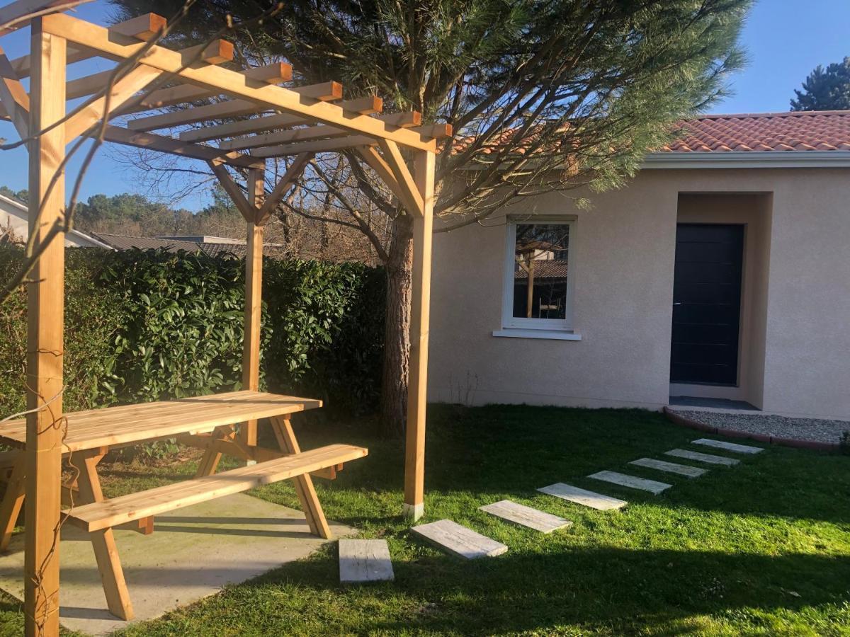 Chambre D'Hotes Les Bacquerins Sainte-Helene  المظهر الخارجي الصورة